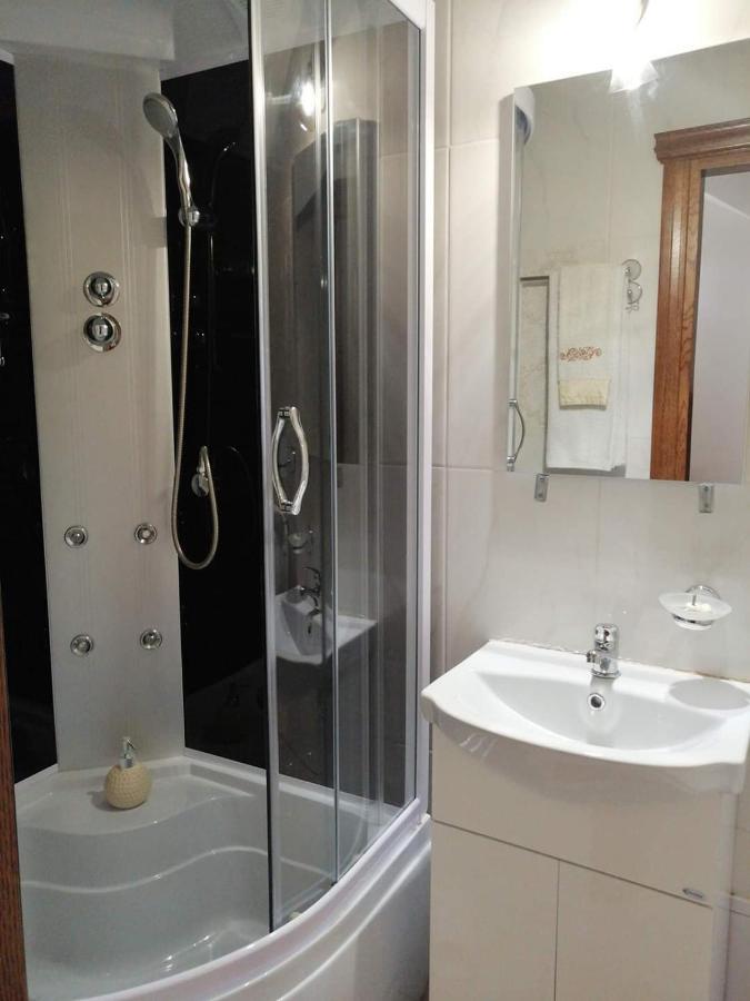 Casa Amaya Bacau Luaran gambar